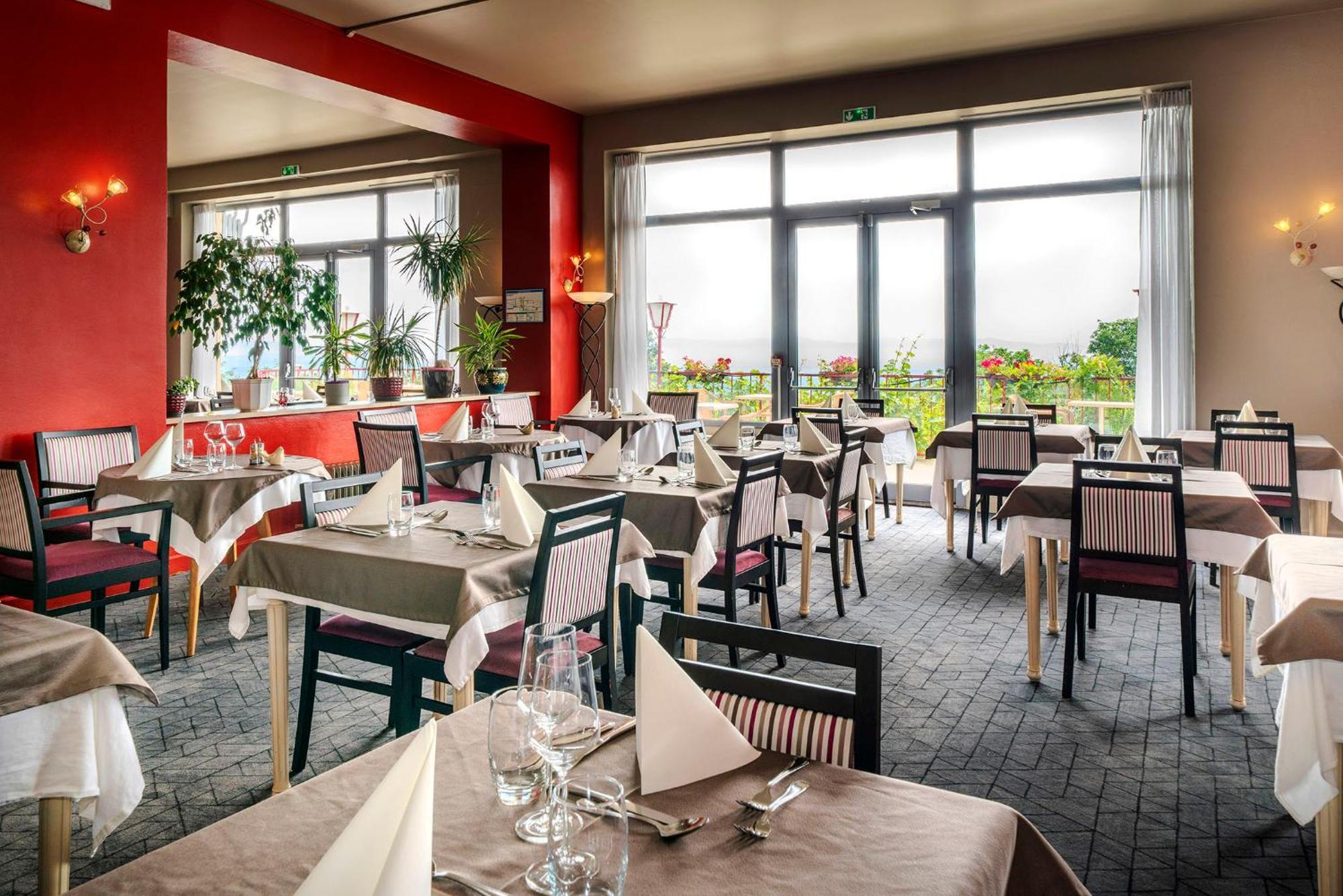 Alexain Hotel Restaurant & Wellness - Colmar Ouest Trois-Epis Ngoại thất bức ảnh